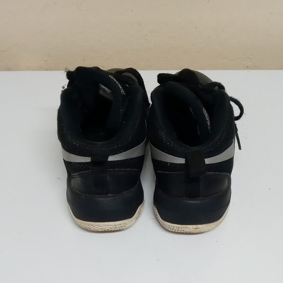 Shoes - Picture 2 of 4